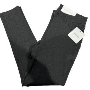𝅺ellen Tracy Hugh density knit ankle pant. Size medium. NWT